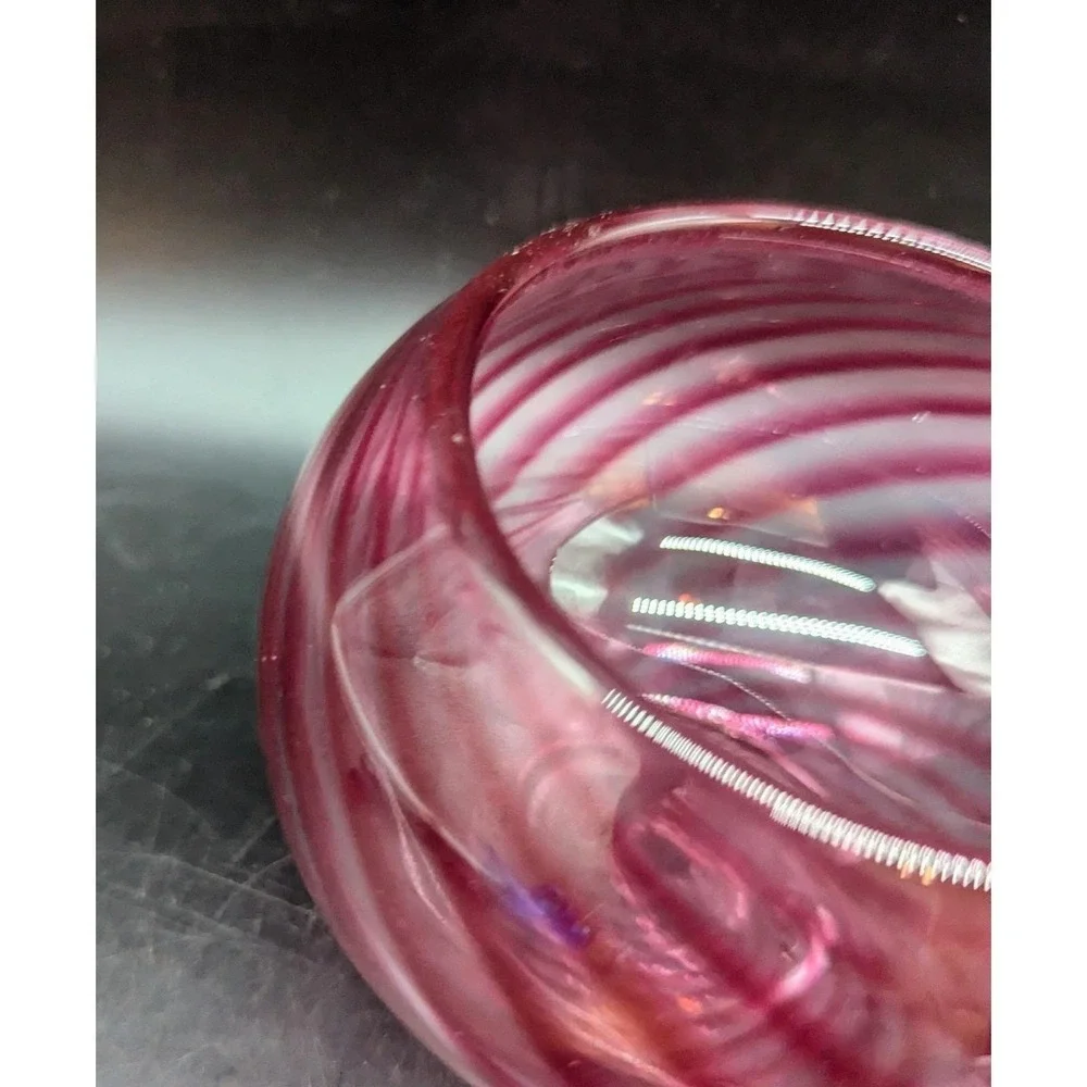 Vintage‎ Hand Blown Art Glass Red Optic Swirl Candy Bonbon Dish Bowl 4.5